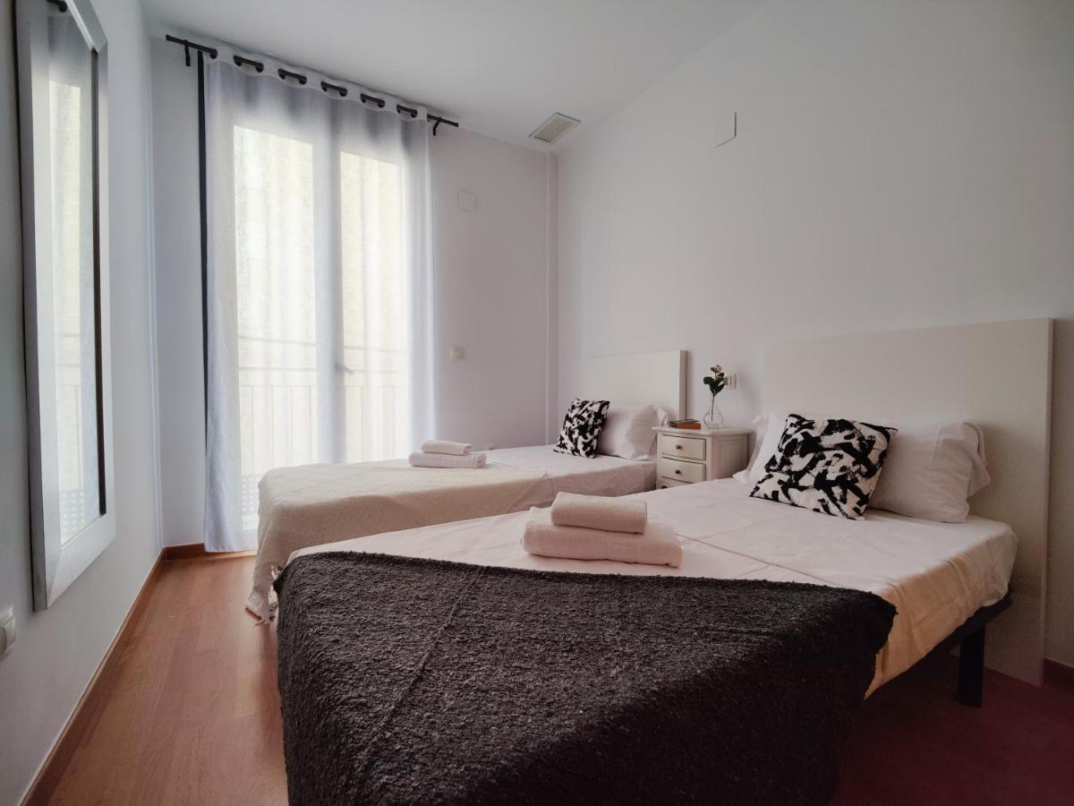 Carmen Old Town Apartments อาลิกันเต ภายนอก รูปภาพ