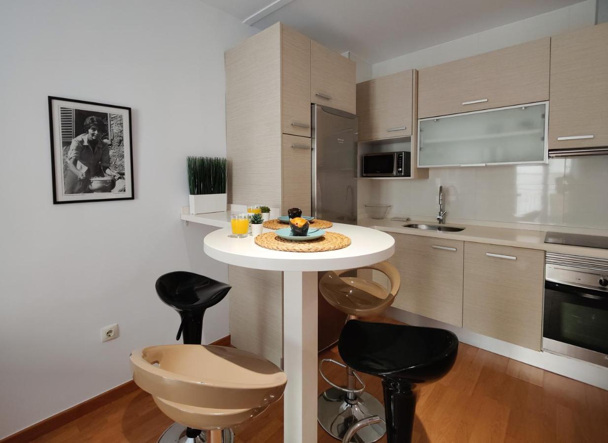 Carmen Old Town Apartments อาลิกันเต ภายนอก รูปภาพ